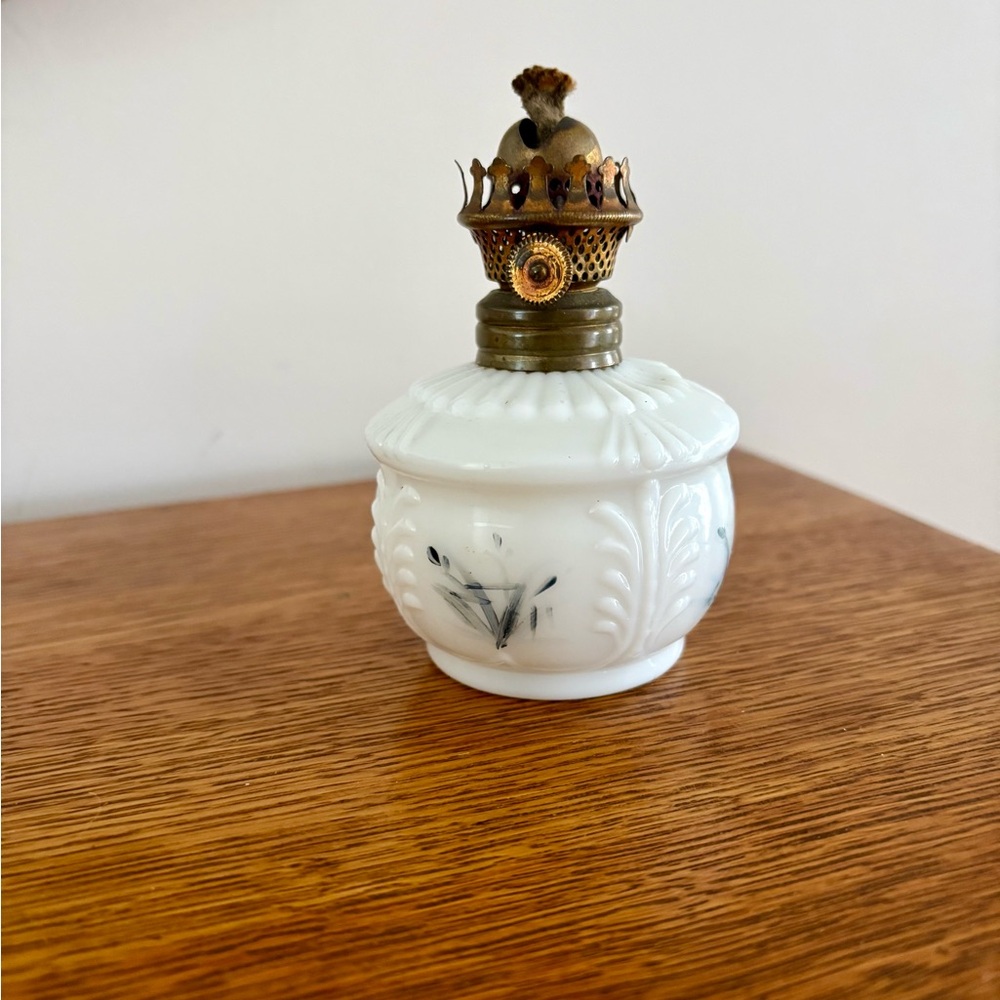 Vintage Milkglass Oil Lamp Base